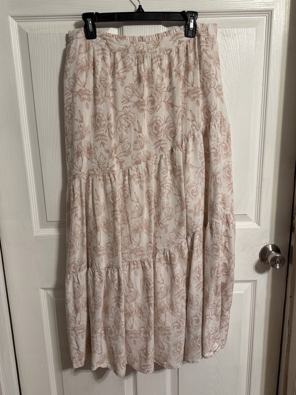 Floral sketch sincerely jules tiered maxi skirt elastic